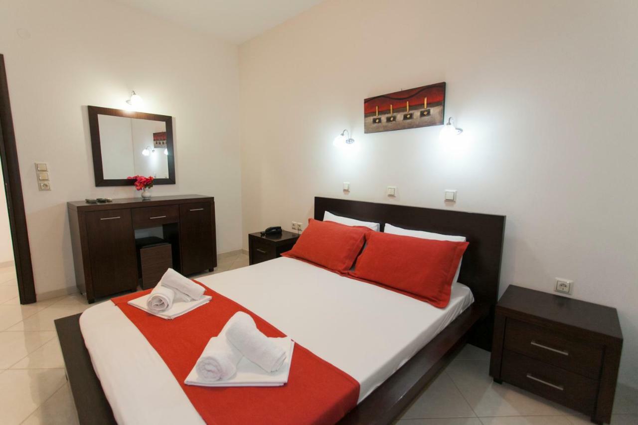Siarbas Hotel Paralia Vrachou Dış mekan fotoğraf