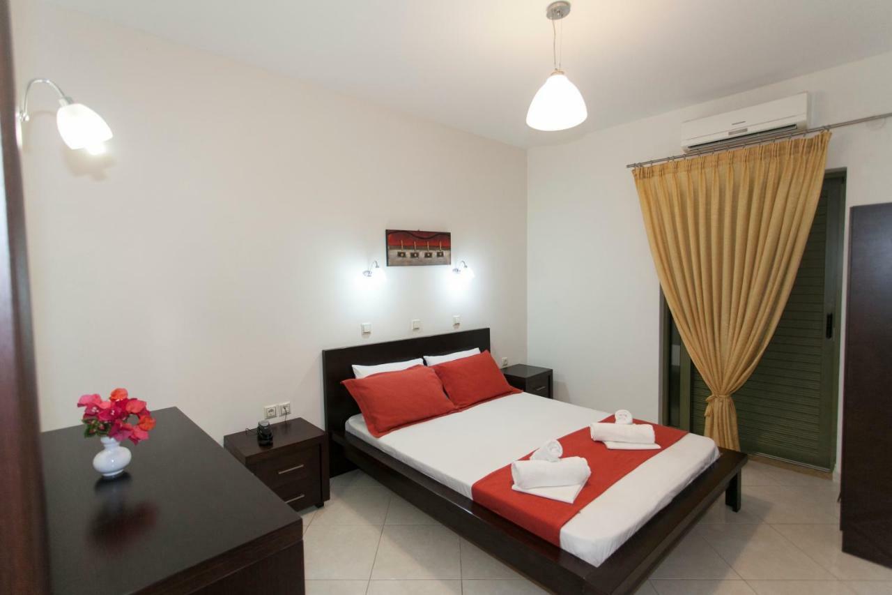 Siarbas Hotel Paralia Vrachou Dış mekan fotoğraf