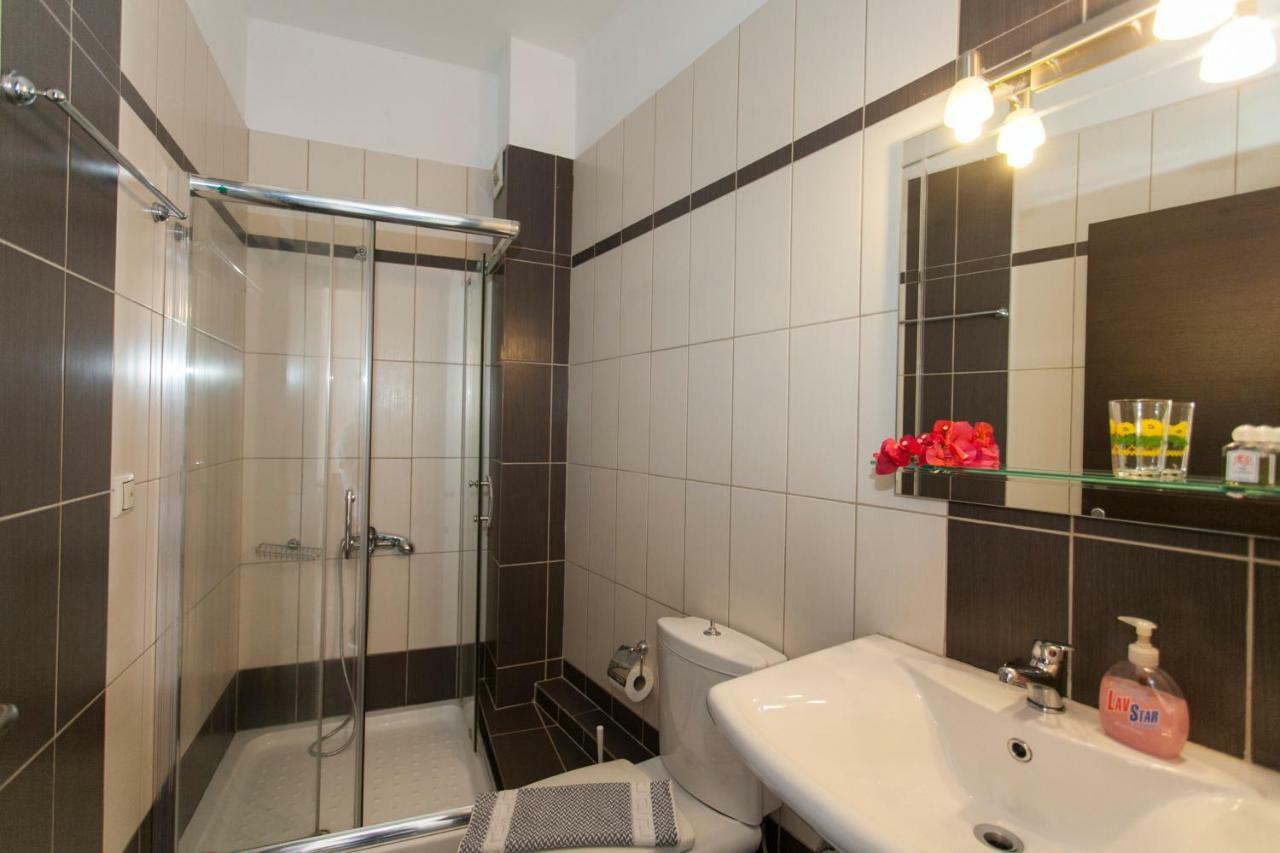 Siarbas Hotel Paralia Vrachou Dış mekan fotoğraf