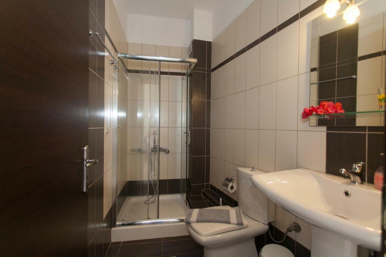 Siarbas Hotel Paralia Vrachou Dış mekan fotoğraf