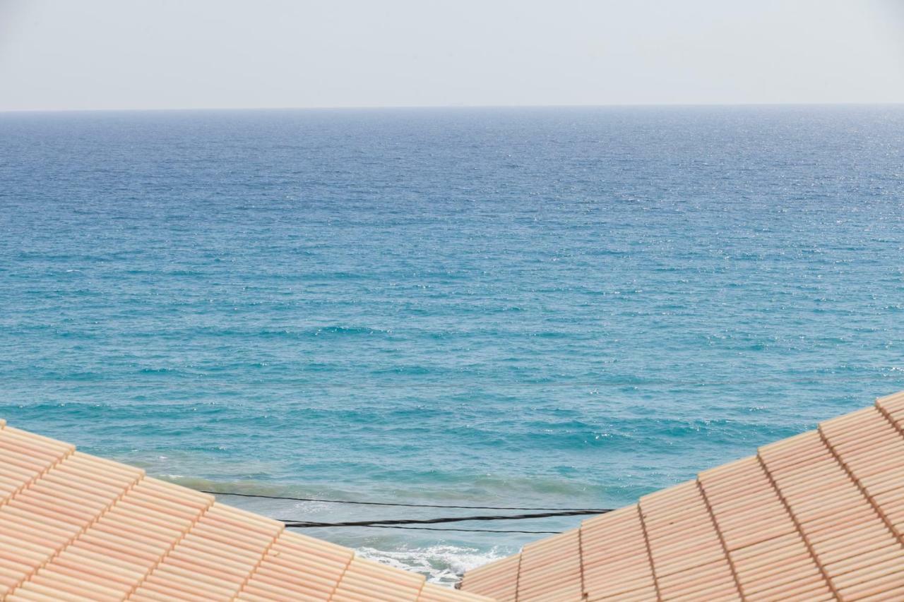 Siarbas Hotel Paralia Vrachou Dış mekan fotoğraf