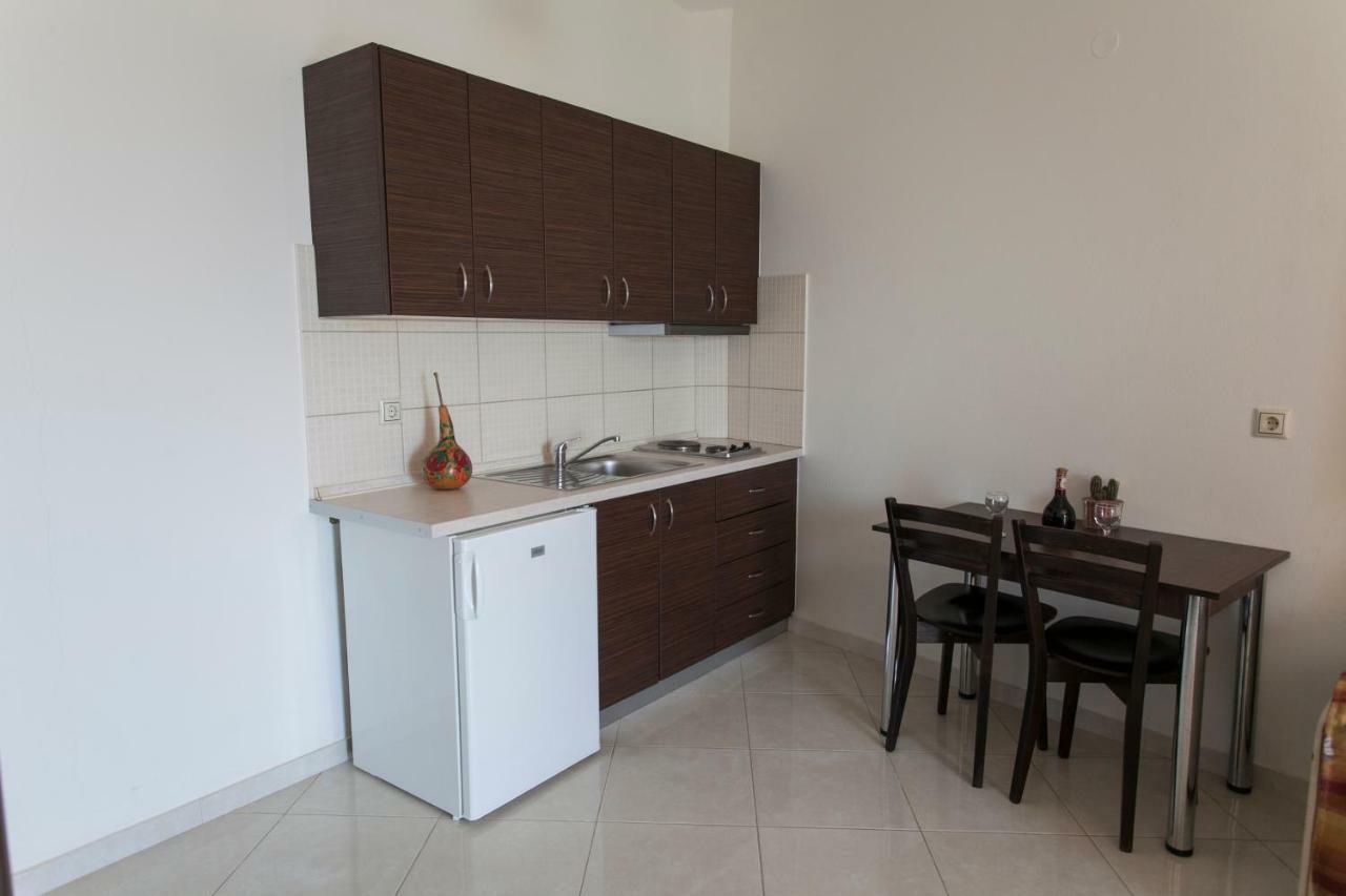 Siarbas Hotel Paralia Vrachou Dış mekan fotoğraf
